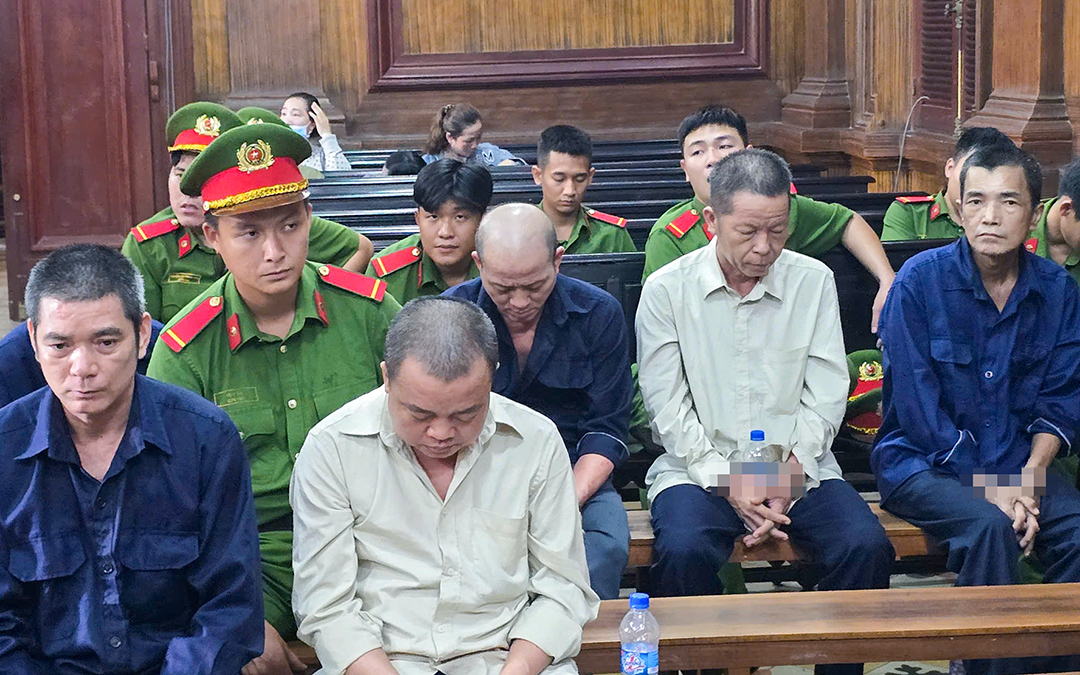 Nhóm sản xuất thuốc tẩy giun giả lãnh án